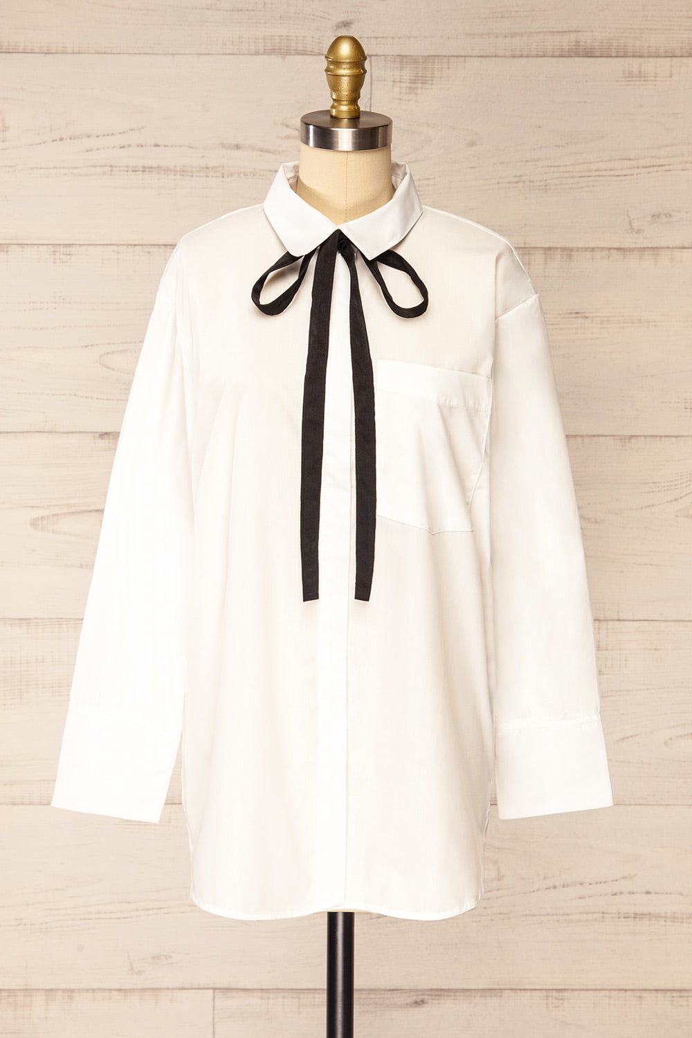 Aramis White Shirt w/ Neck Tie | La petite garçonne front view