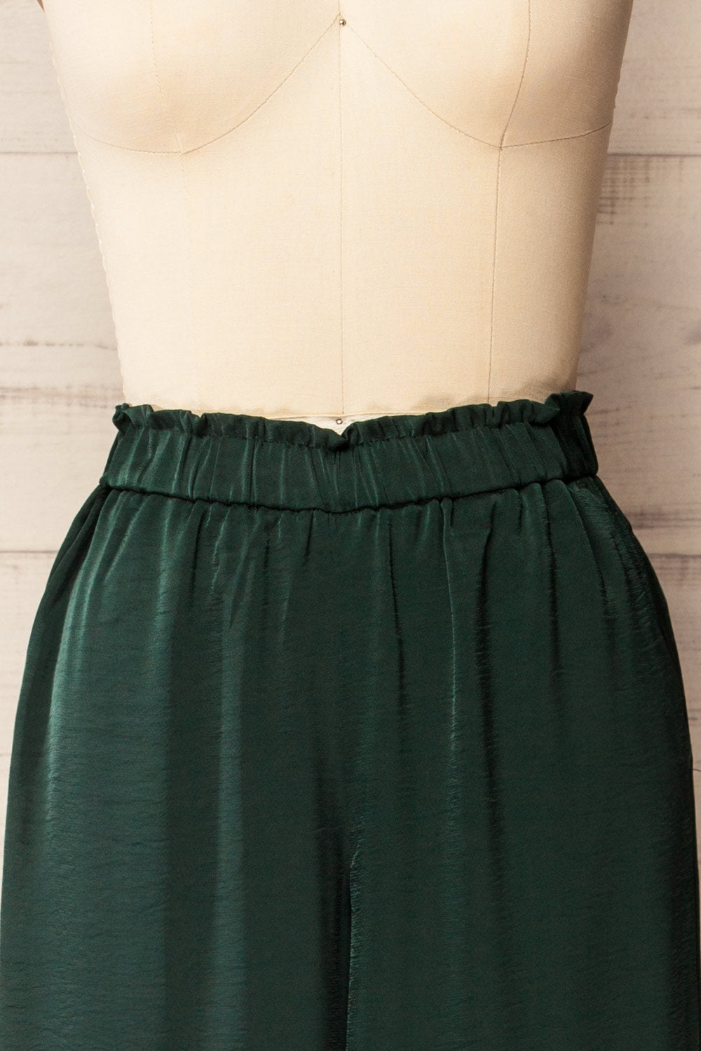 Arendal Green High-Waisted Satin Pants | La petite garçonne front