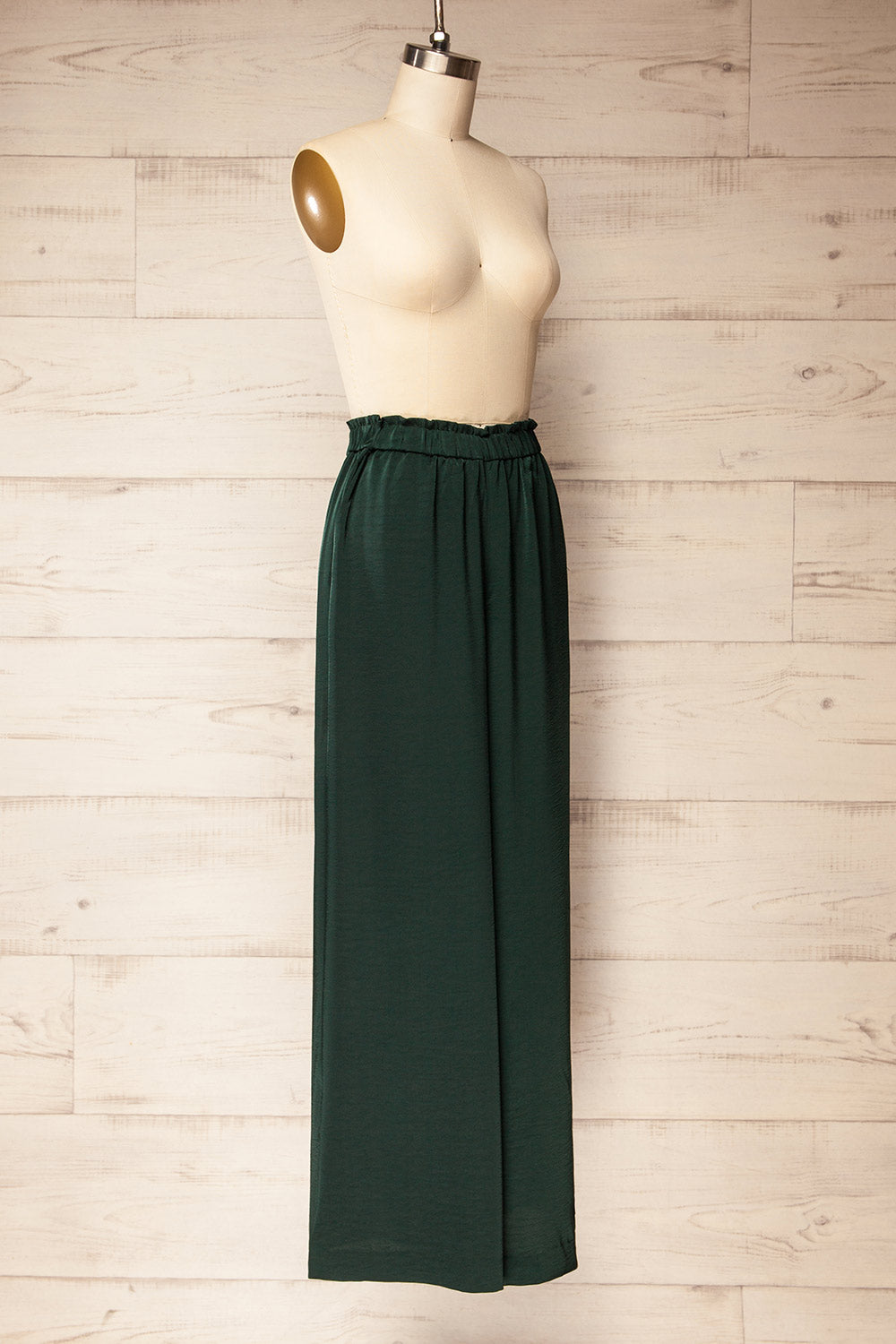 Arendal Green High-Waisted Satin Pants | La petite garçonne side view