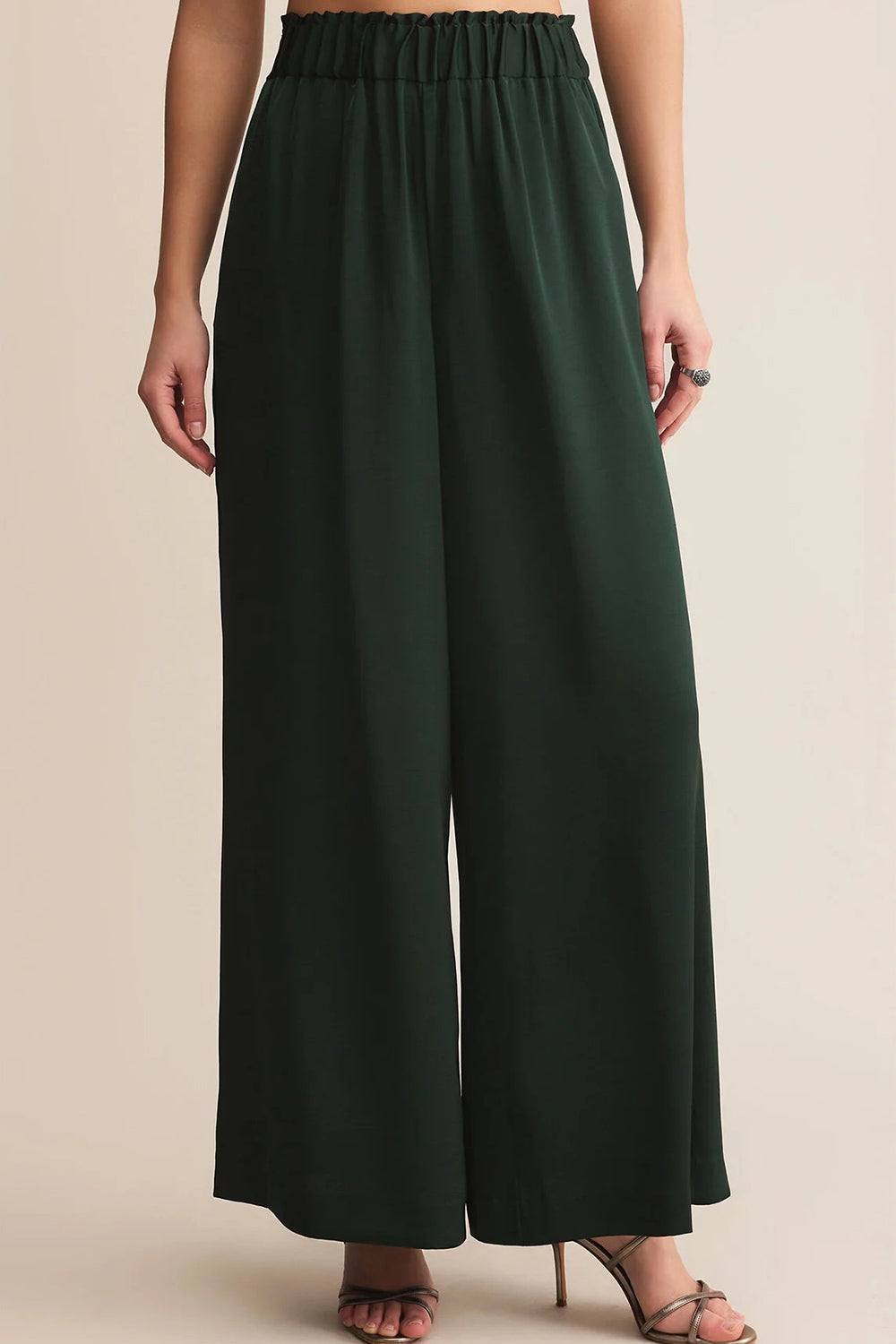 Arendal Green High-Waisted Satin Pants | La petite garçonne front model