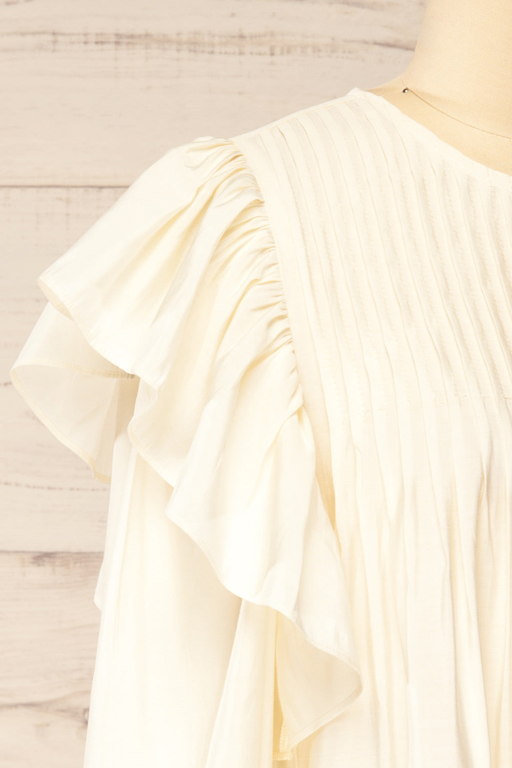 Arlequine Ivory Blouse w/ Ruffles | La petite garçonne side