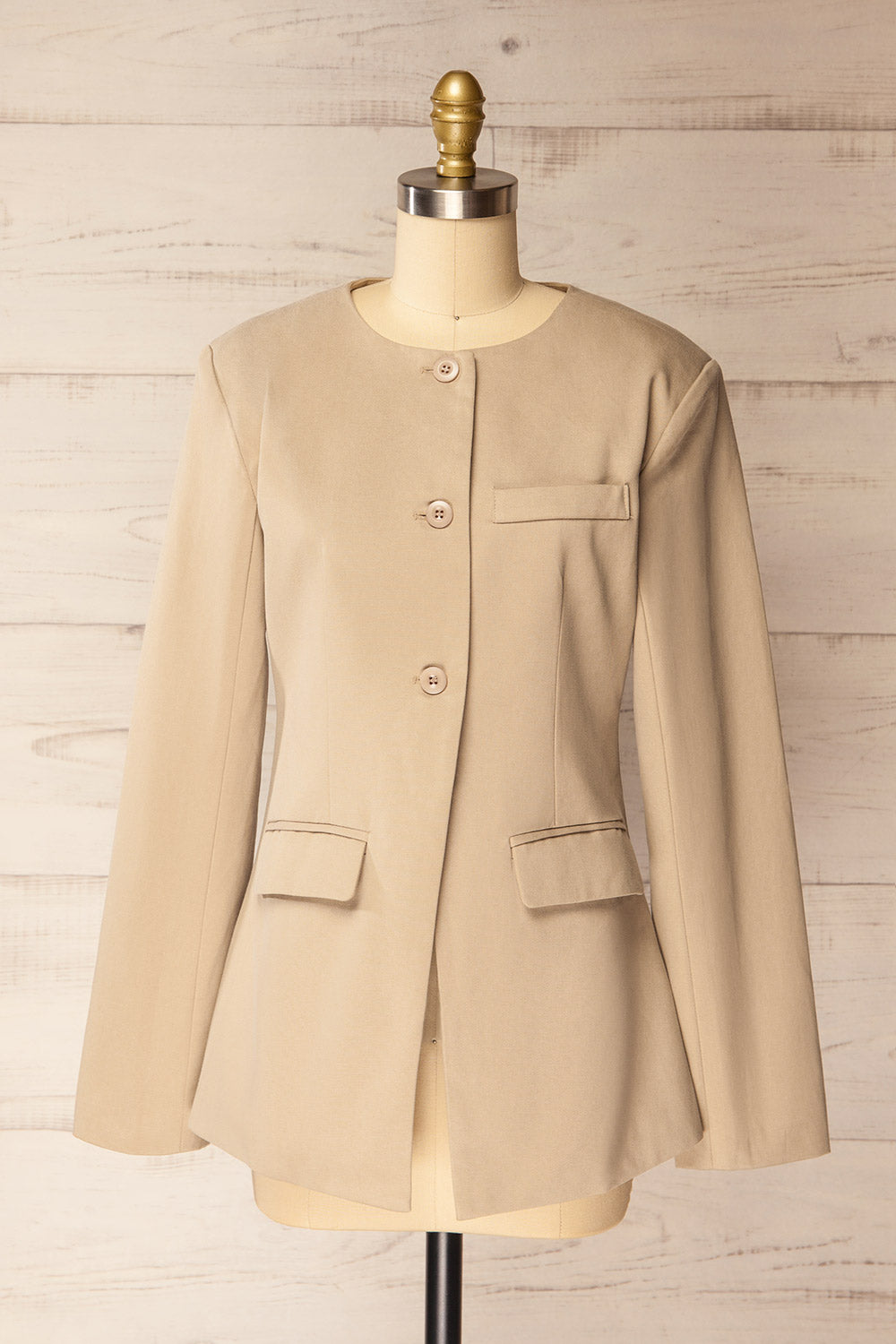 Armidale Beige Blazer with Shoulder Pads | La petite garçonne front view