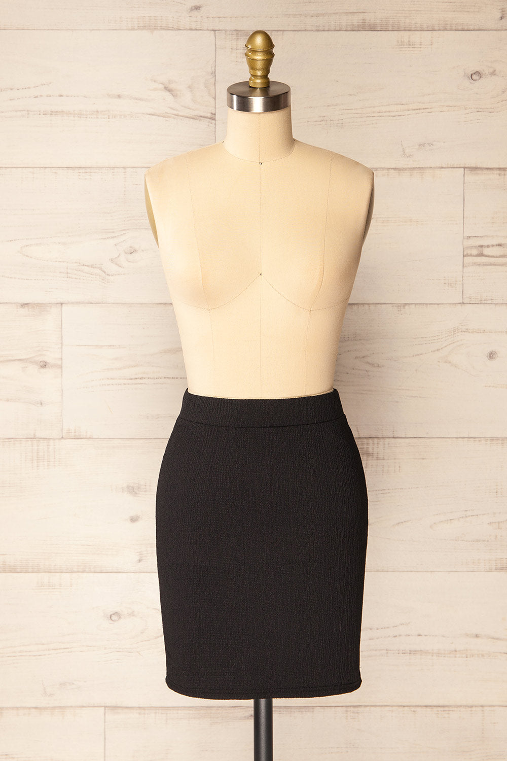 Asher Black Textured Mini Skirt | La petite garçonne front  view