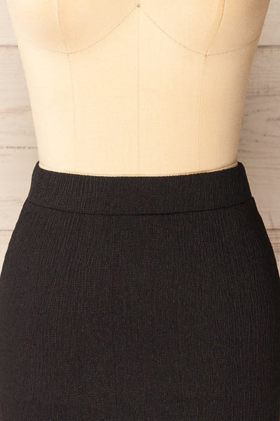 Asher Black Textured Mini Skirt | La petite garçonne  front close-up