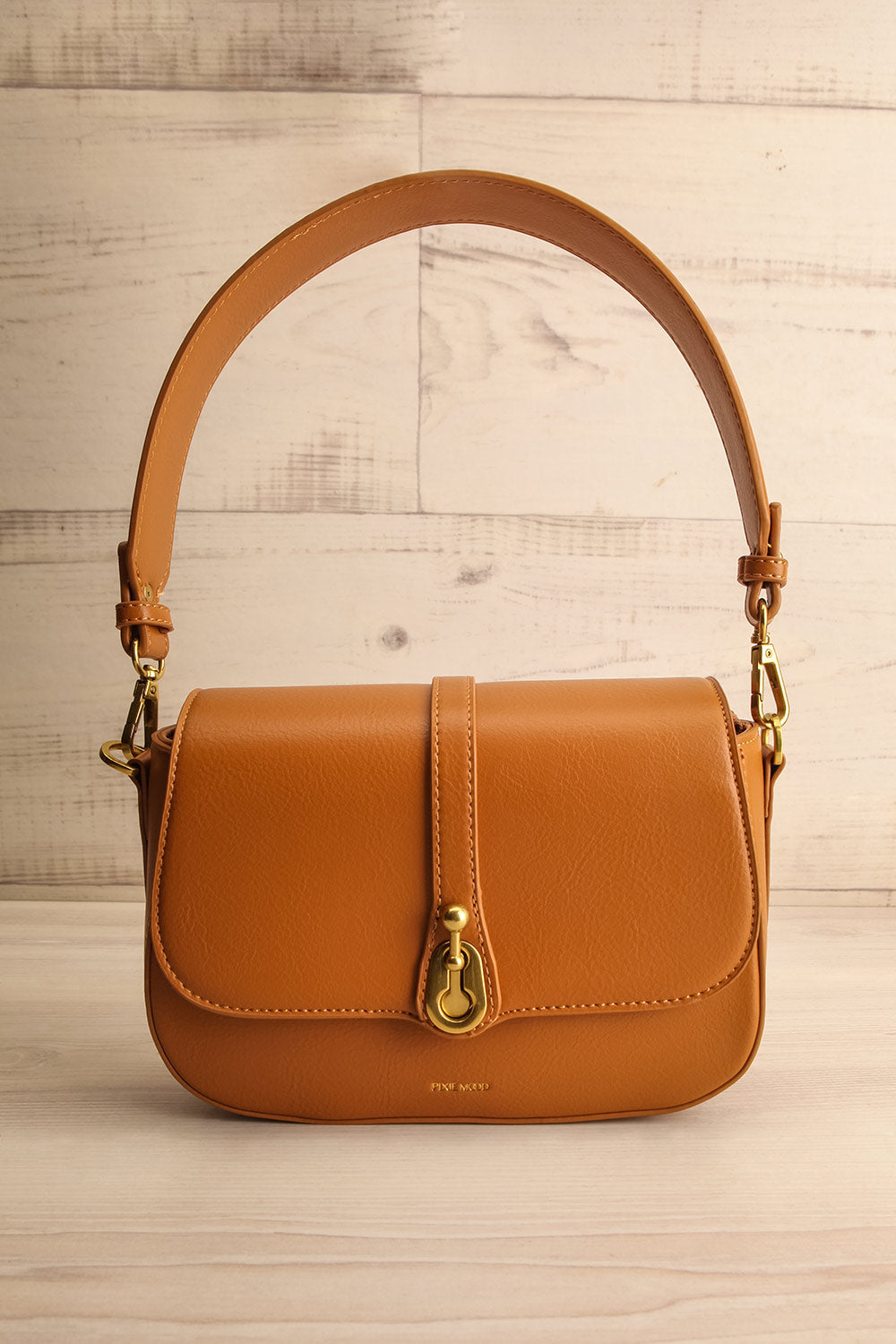 Athenna Caramel Vegan Leather Saddle Bag | La petite garçonne front view
