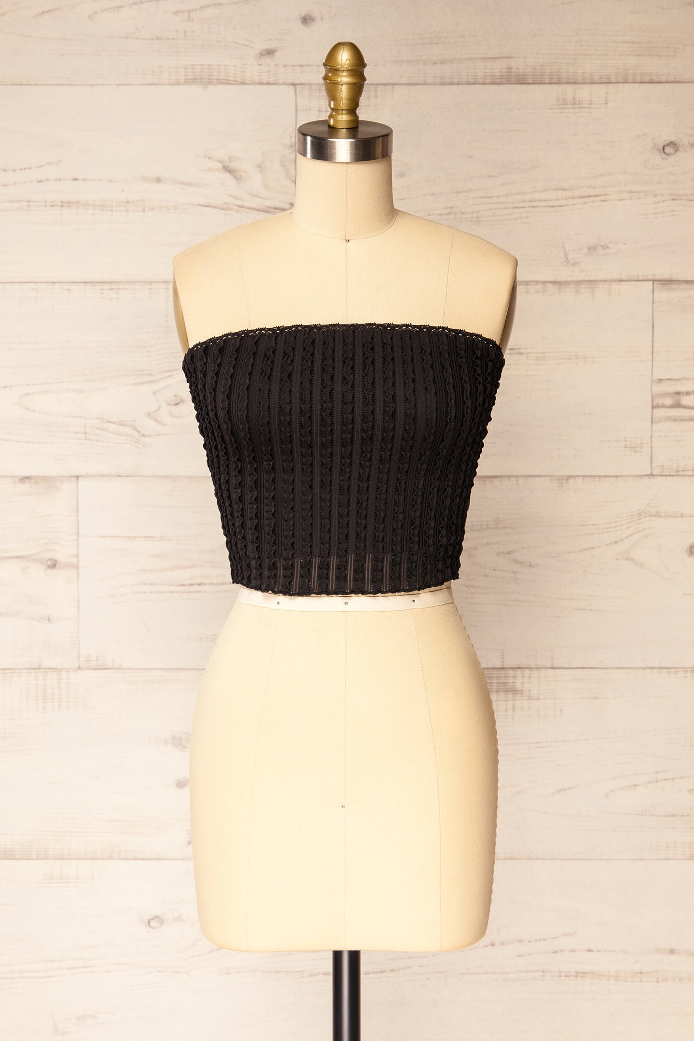 Front view Aureilly Black Textured Ruffle Bandeau Top at la petite garçonne