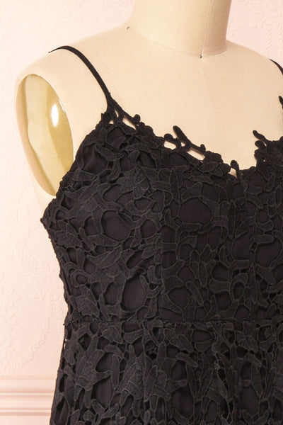 Avelina Black Lace Midi Dress | Boutique 1861 side close-up