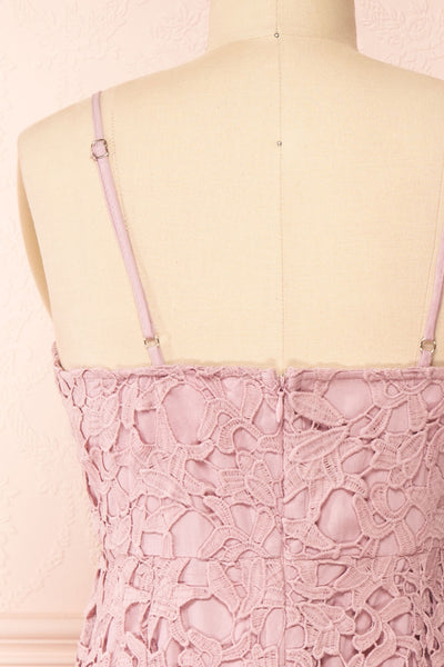 Avelina Mauve Lace Midi Dress | Boutique 1861 back close-up