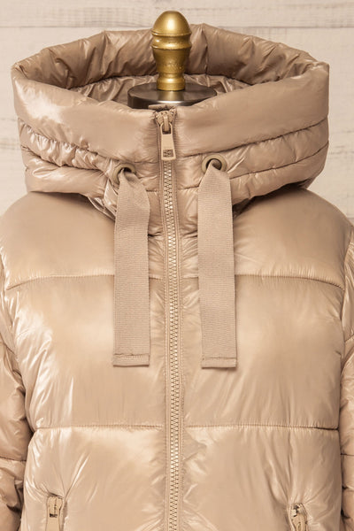 Baidoa Beige Quilted Coat w/ Broad Details | La petite garçonne front close-up
