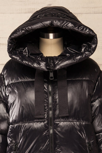 Baidoa Black Quilted Coat w/ Broad Details | La petite garçonne hood close-up