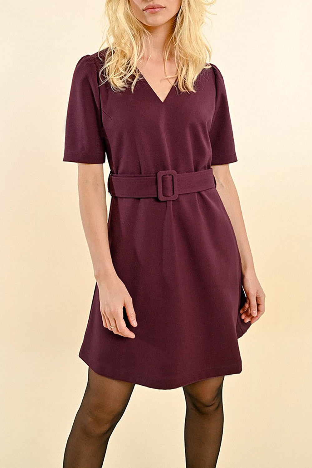 Bangkok Burgundy Short A-Line Dress w/ Belt | La petite garçonne model