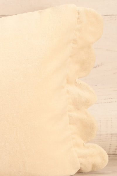 Bantal Ivory Velvet Scallop Pillow | Maison garçonne close-up