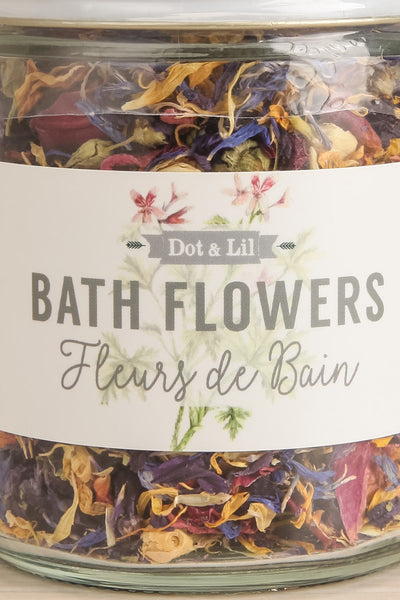Bath Flowers - Fleurs pour le Bain | Maison garçonne close-up