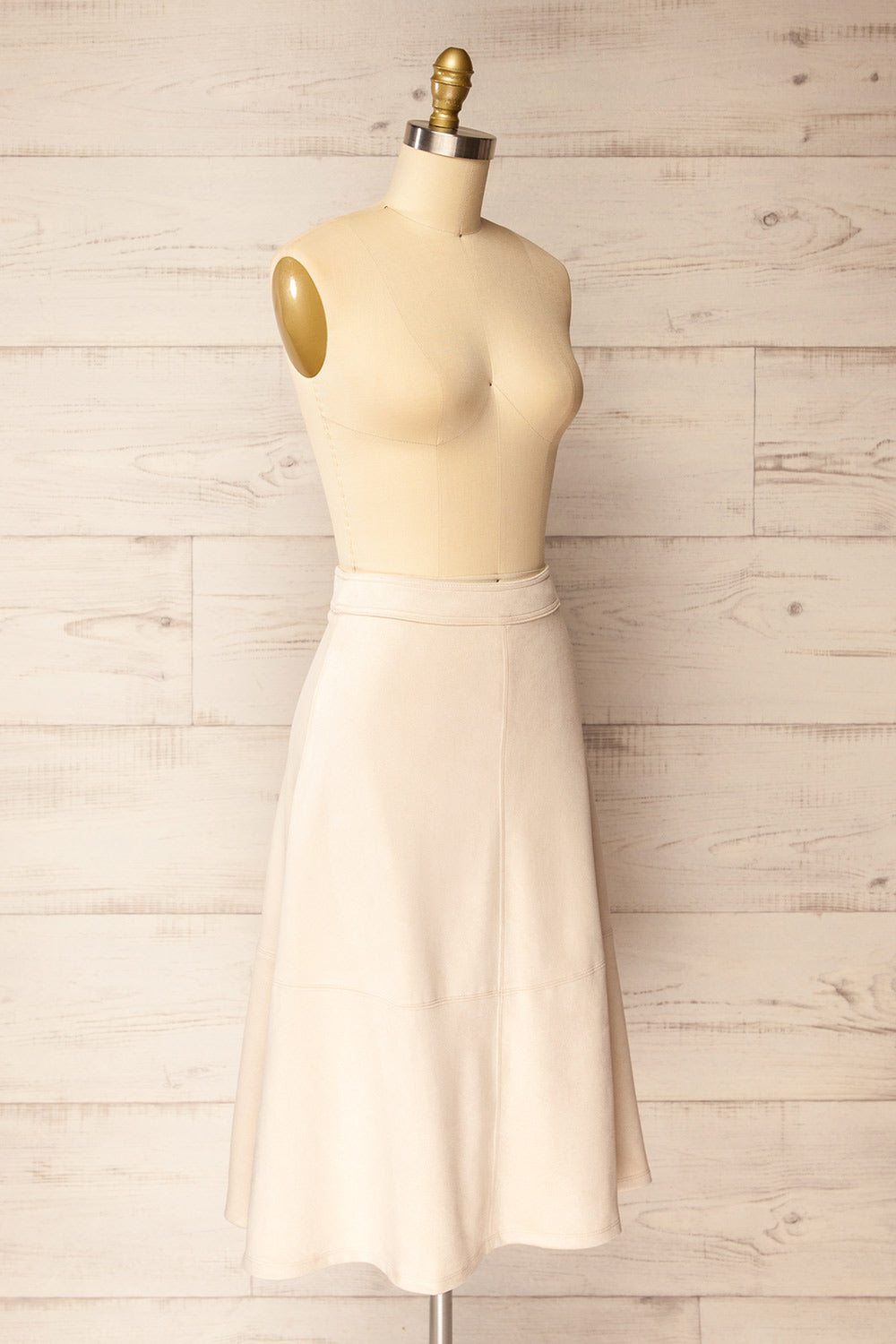 Belize Beige Faux Suede Midi Skirt | La petite garçonne side 