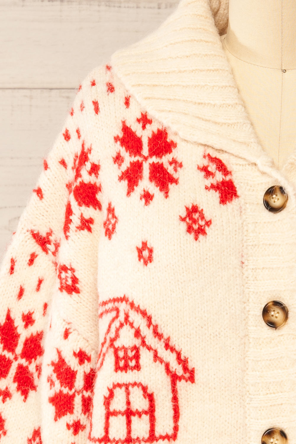 Bendigo Thick Knitted Christmas Cardigan | La petite garçonne front