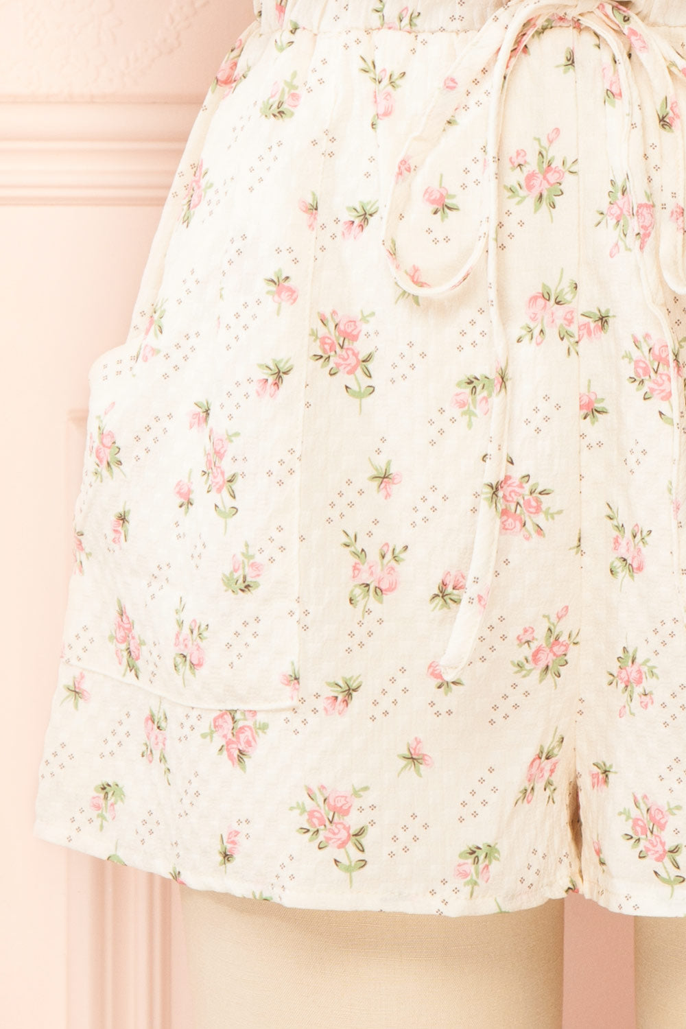 Berkley Floral Romper w/ Pockets | Boutique 1861 bottom