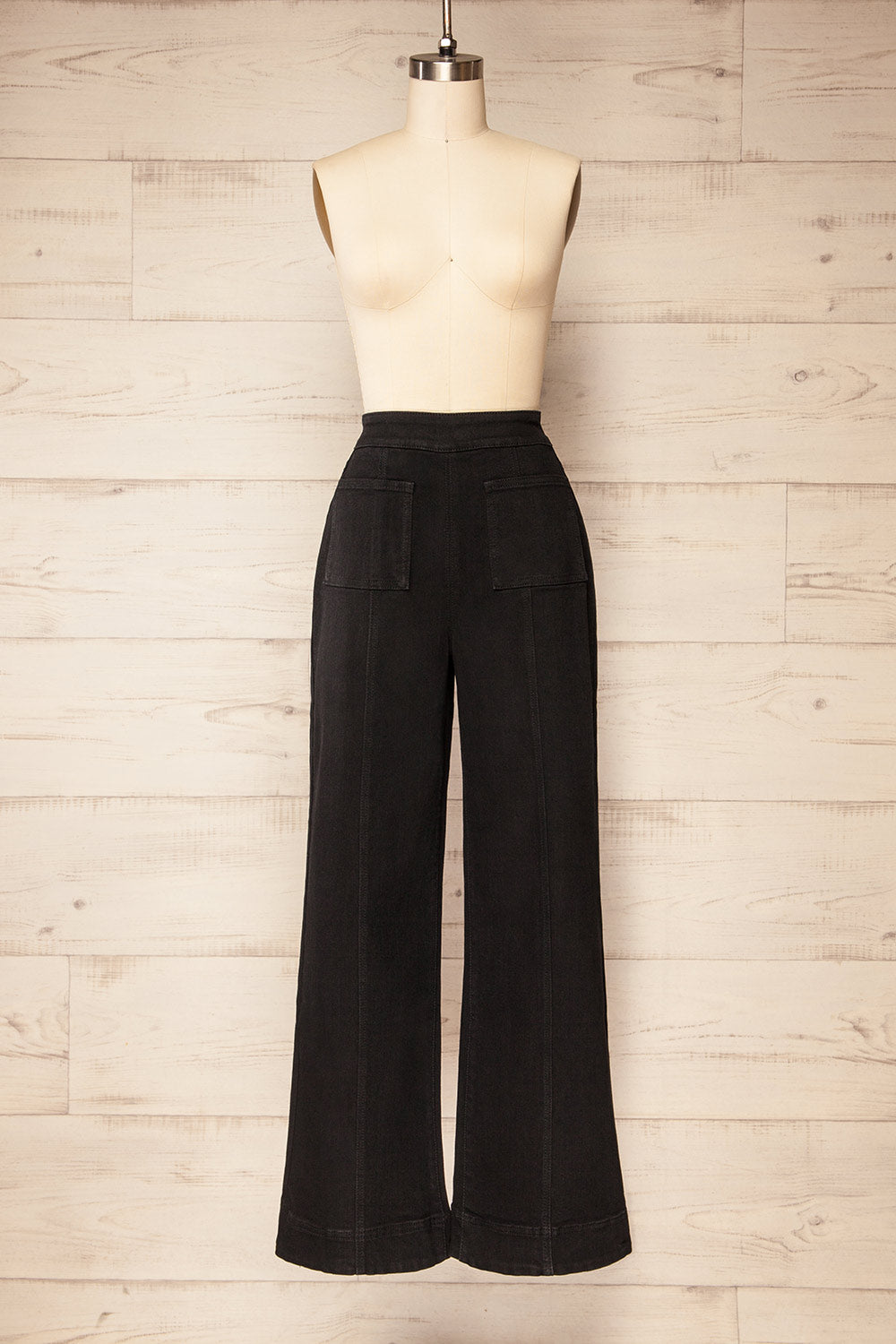 Biddeford High-Waisted Black Denim Pants | La petite garçonne front view