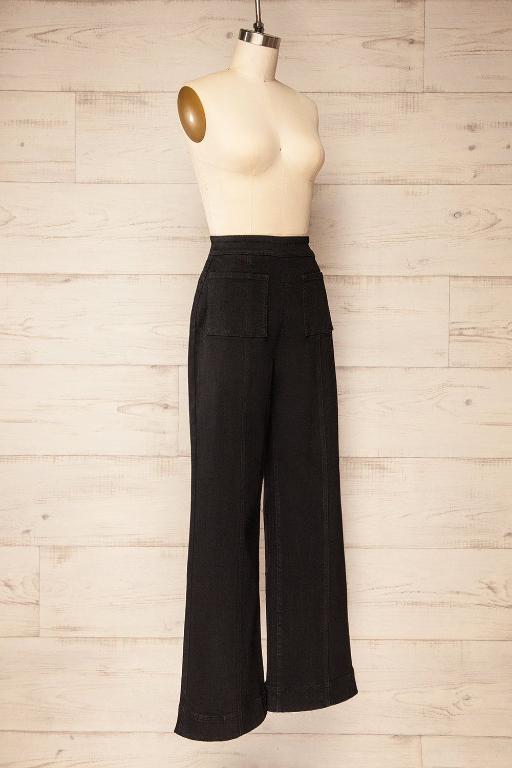 Biddeford High-Waisted Black Denim Pants | La petite garçonne side view