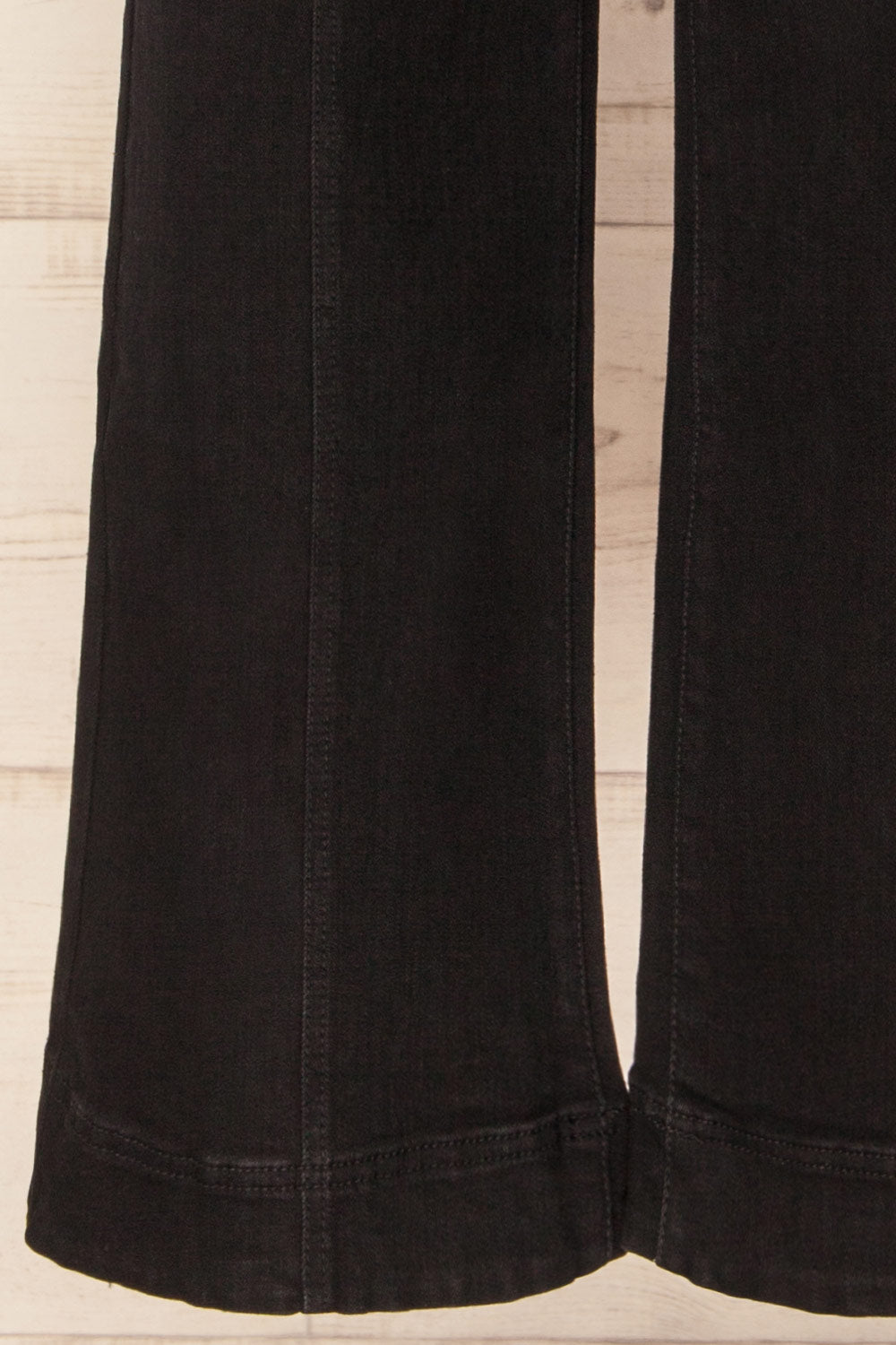 Biddeford High-Waisted Black Denim Pants | La petite garçonne bottom 