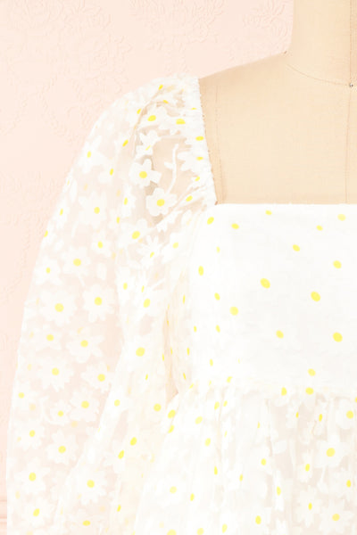 Bina White Babydoll Dress w/ Daisies | Boutique 1861 front close-up