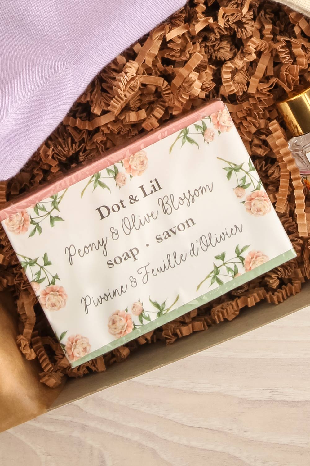 Blooming Delight Holiday Gift Box | Maison garçonne soap close-up