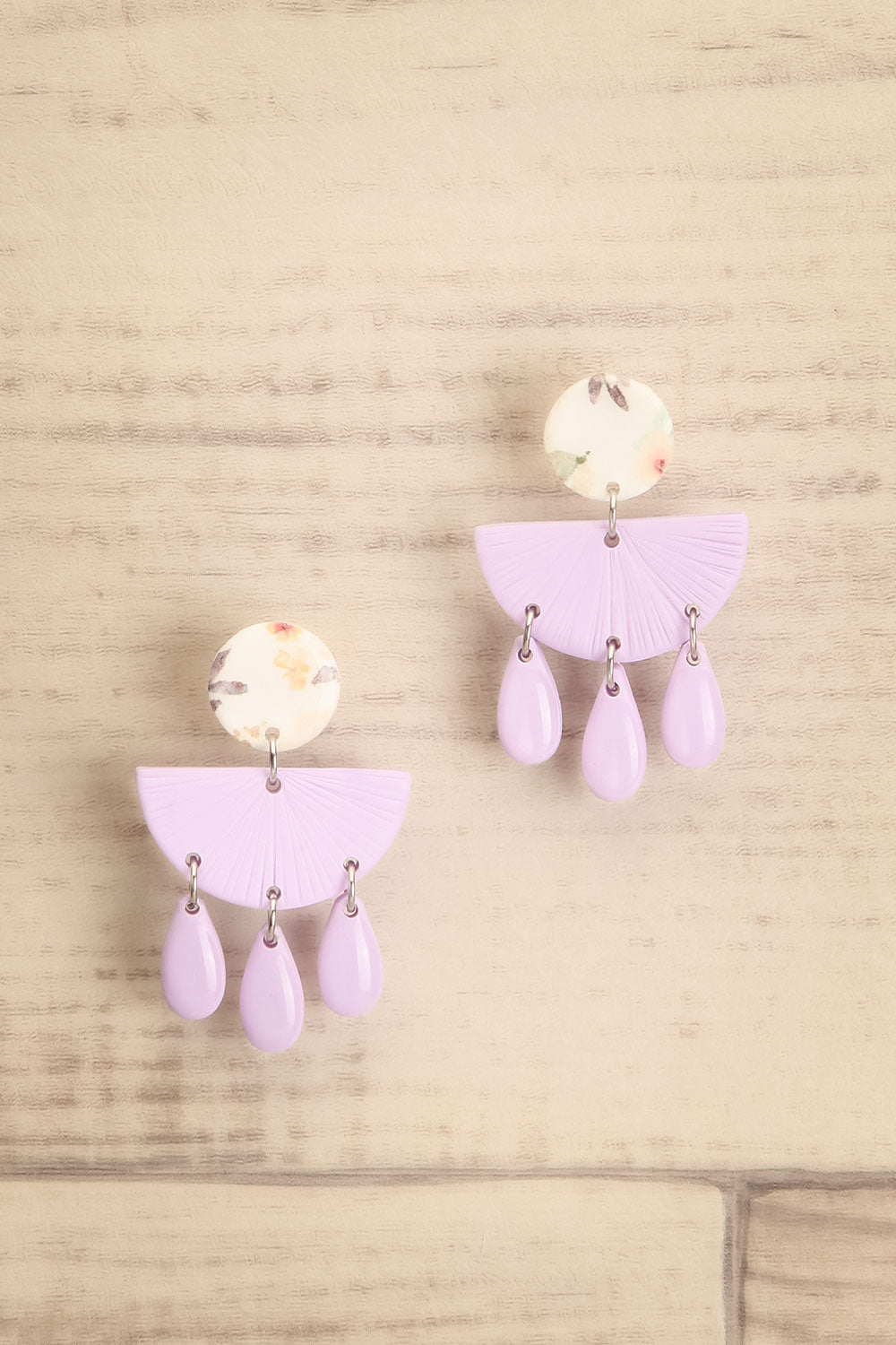 Boheme Lilac Textured Half-Moon Pendant Earrings | La petite garçonne