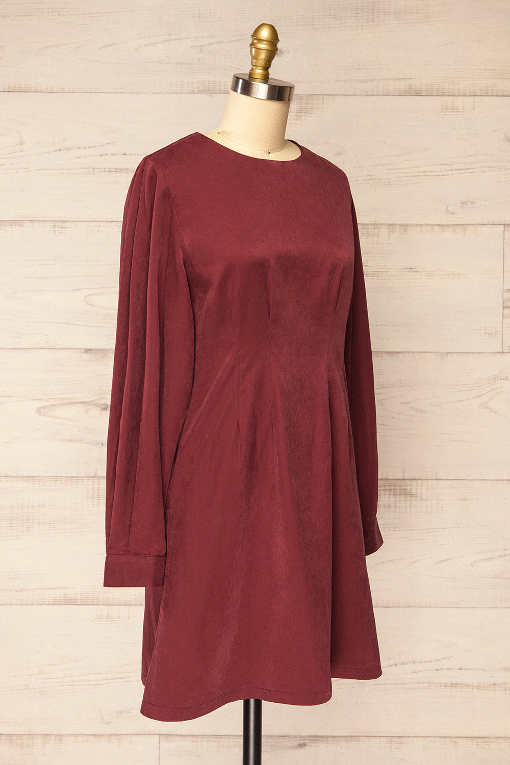 Bohrin Burgundy Long-Sleeved Short Dress | La petite garçonne  side view