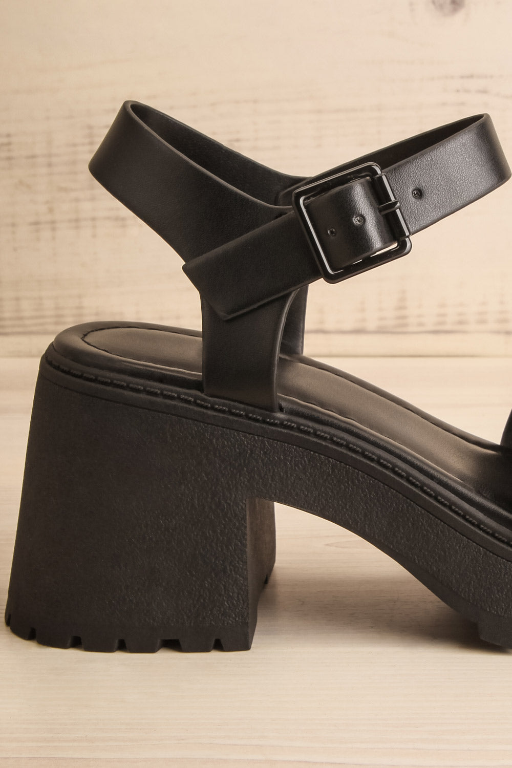 Boomer Black Platform Heeled Sandals | La petite garçonne side back close-up