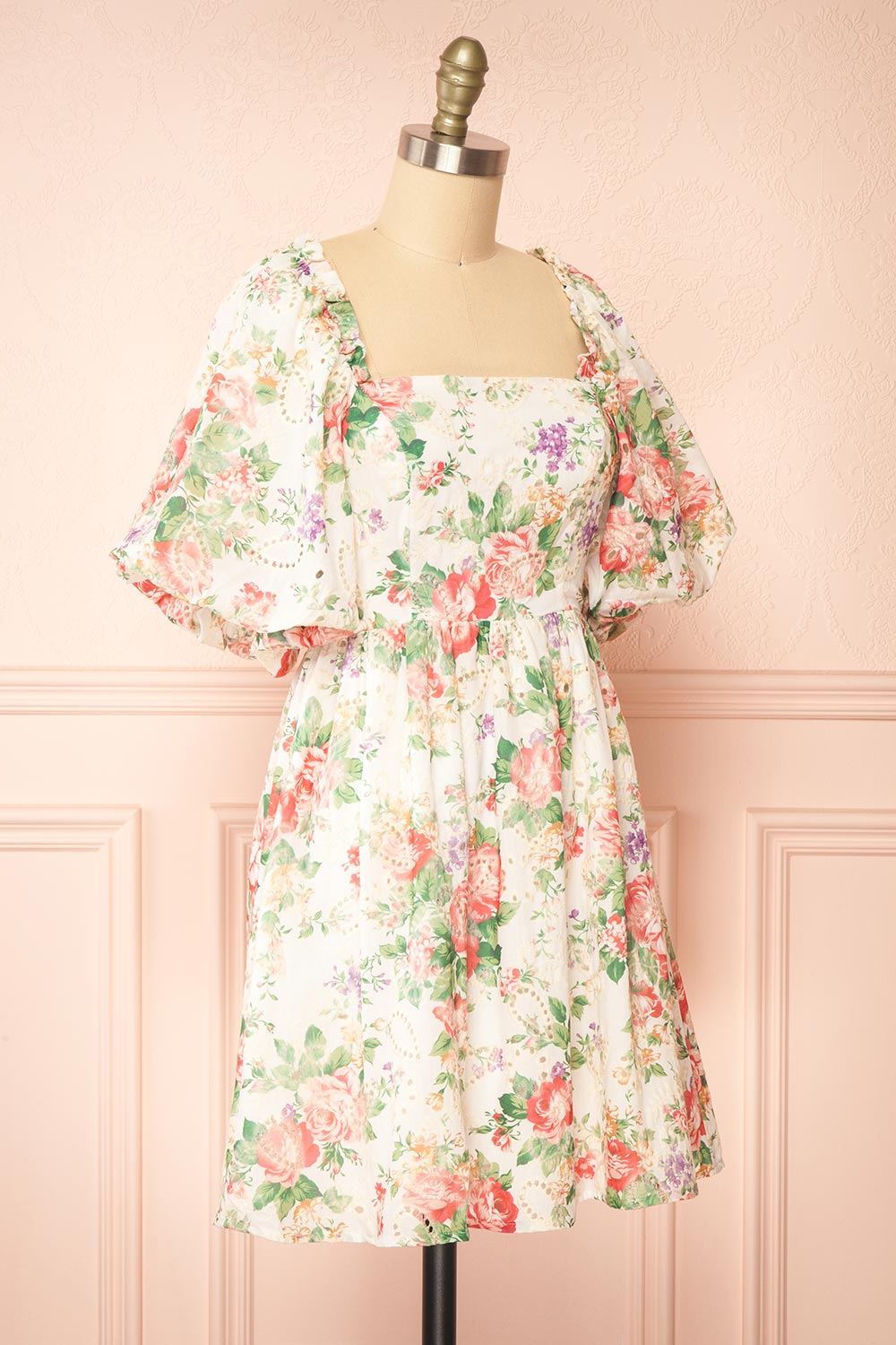 Bouqina Short Floral Dress w/ Puffy Sleeves | Boutique 1861 side view 