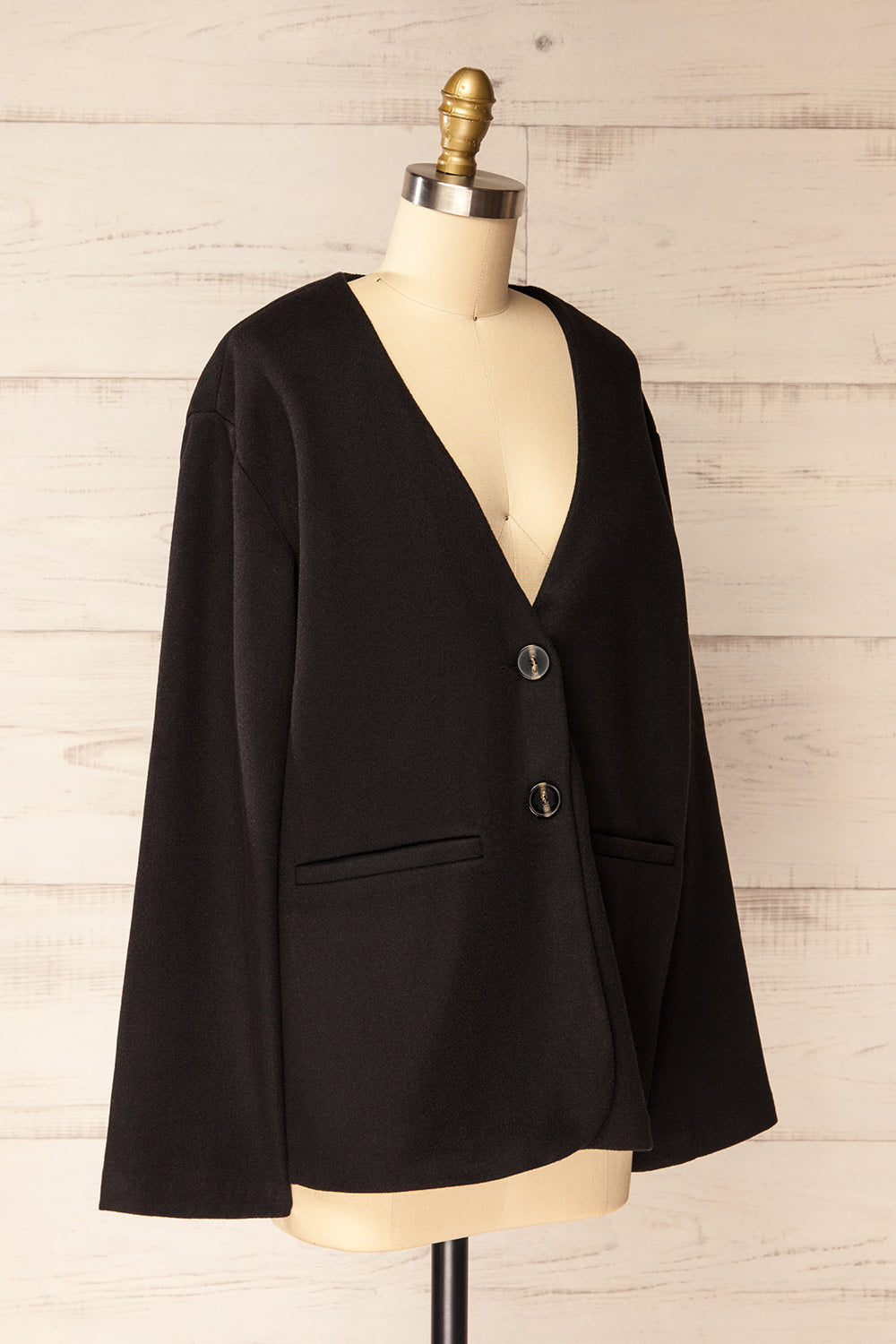 Bourke Oversized Black Button-Up Blazer | La petite garçonne side view