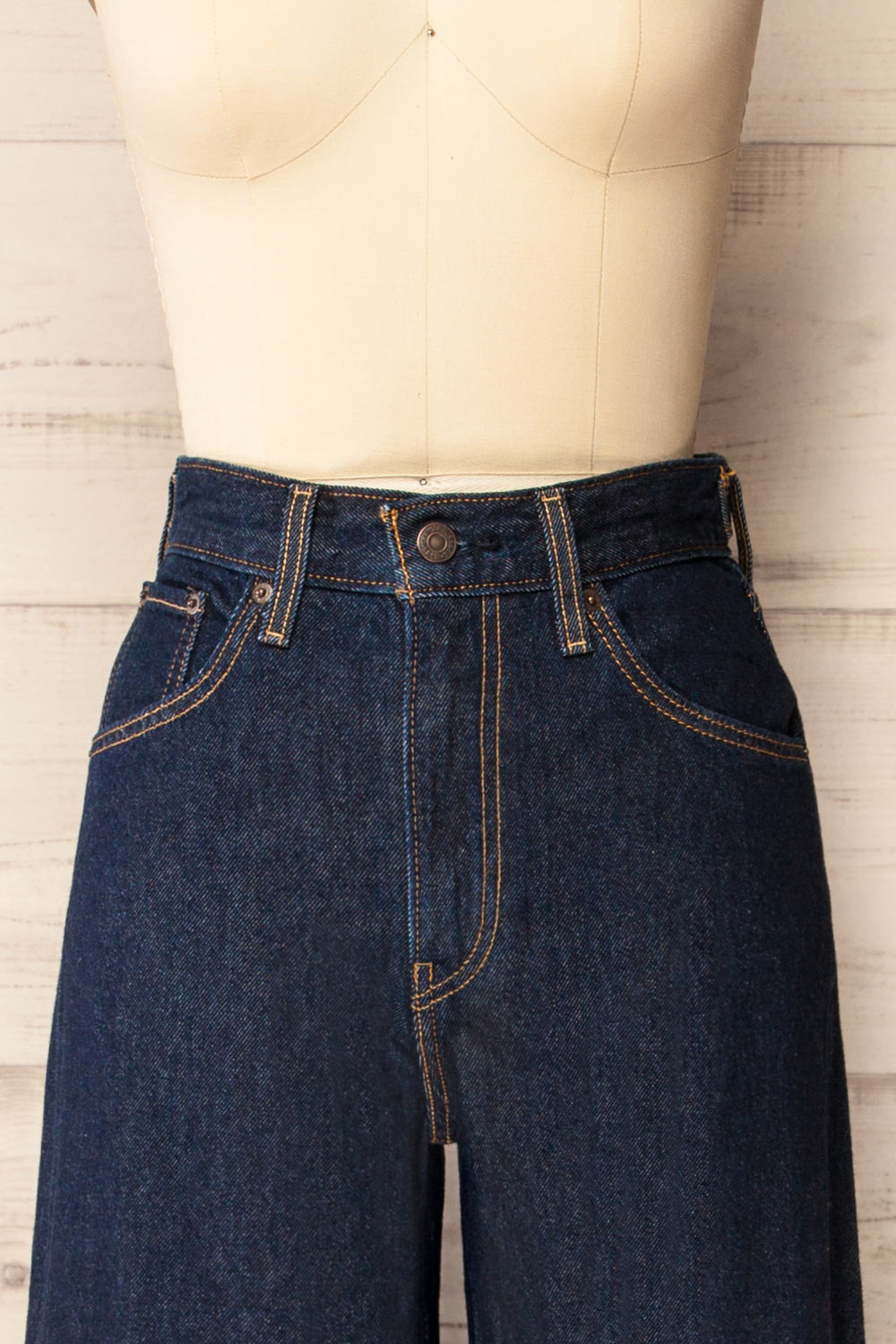 Braga Dark Wash High-Waisted Baggy Jeans | La petite garçonne front