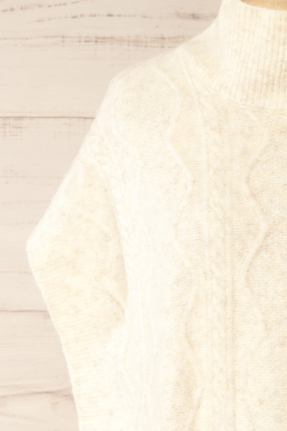 Brehat Ivory Knit Poncho | La petite garçonne front