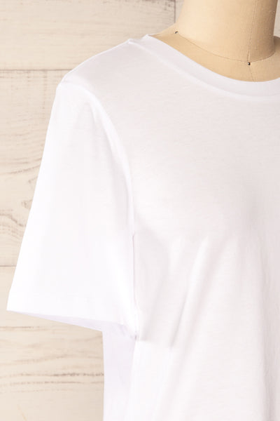 Brossard White Round Neck T-Shirt | La petite garçonne side close-up