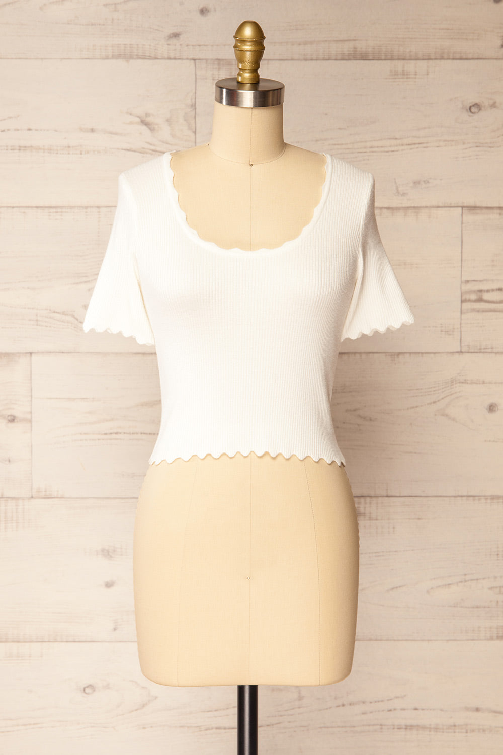 Brussels White Cropped Ribbed Top | La petite garçonne front view