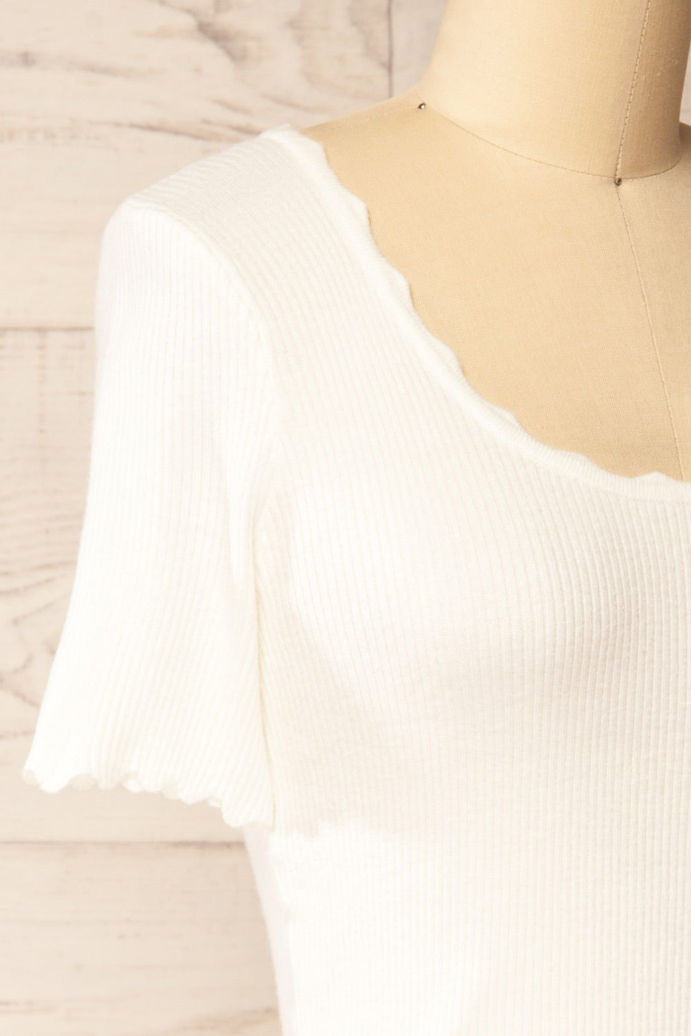 Brussels White Cropped Ribbed Top | La petite garçonne side