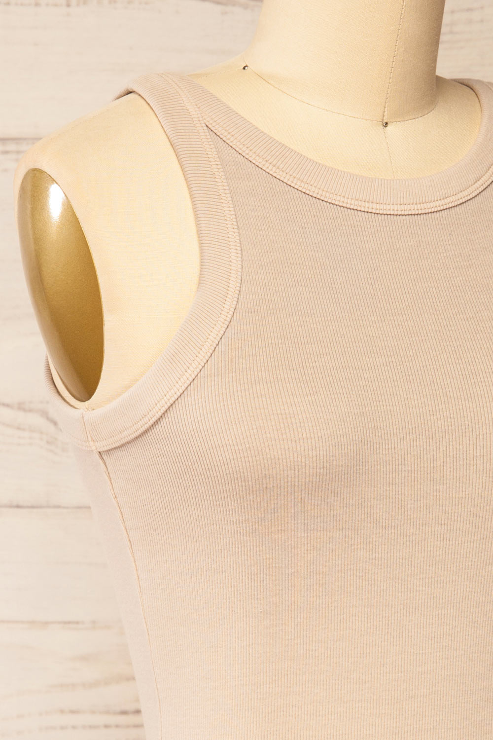 Buckerly Grey Ribbed Fitted Tank Top | La petite garçonne  side