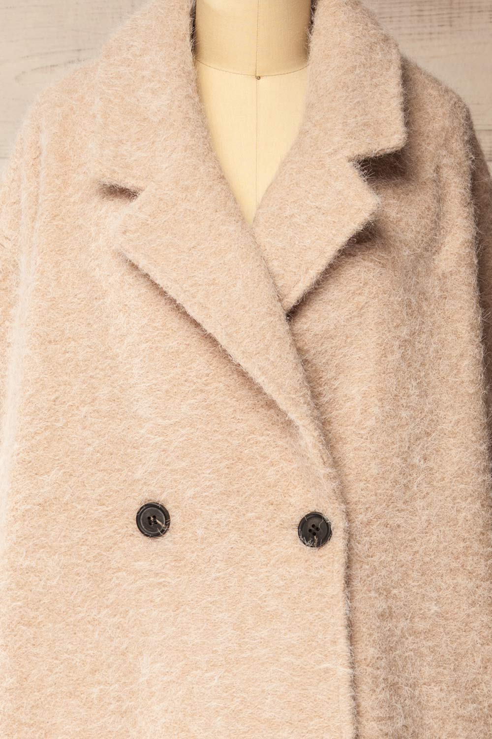 Budhanil Long Beige Fuzzy Coat | La petite garçonne front