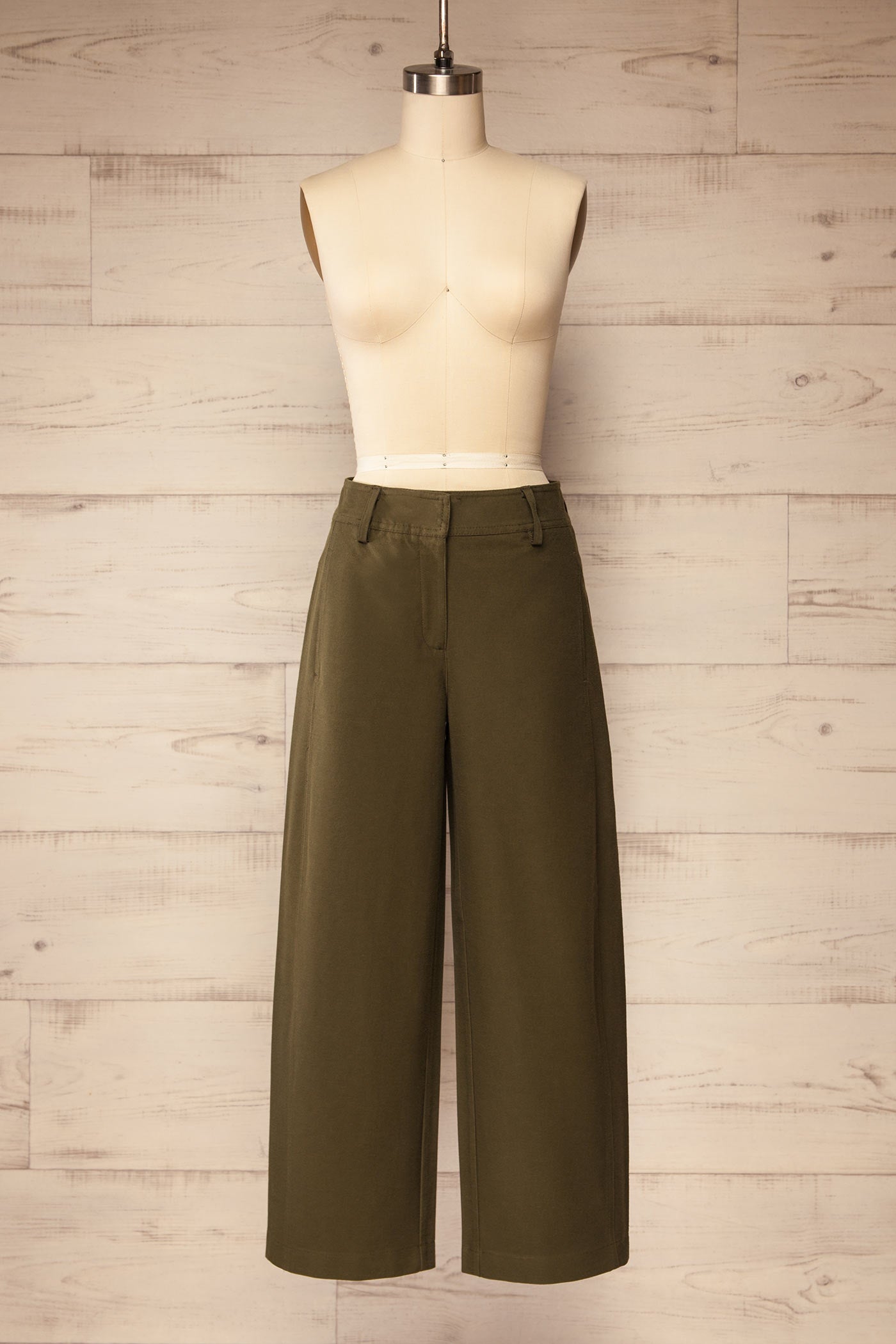 front view of Buldhana Khaki Barrel Leg Pants at La petite garçonne