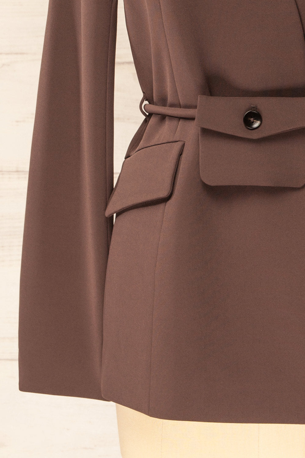 Bundi | Veston Brun avec Poche sur Cordon de Serrage