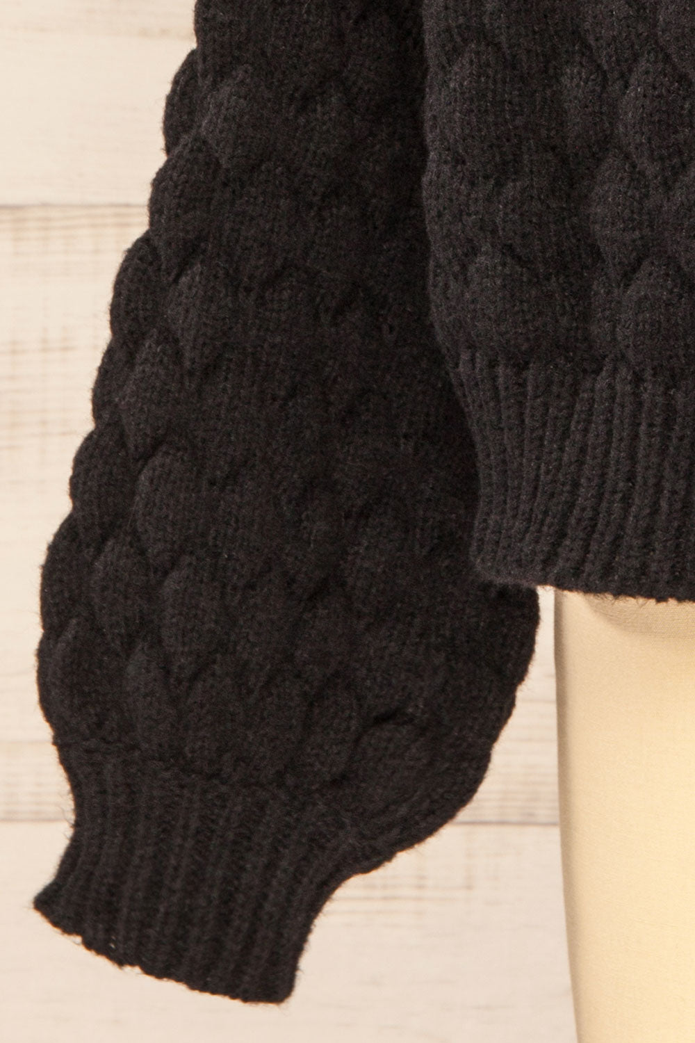 Buraydah Black Oversized Knit Cardigan | La petite garçonne