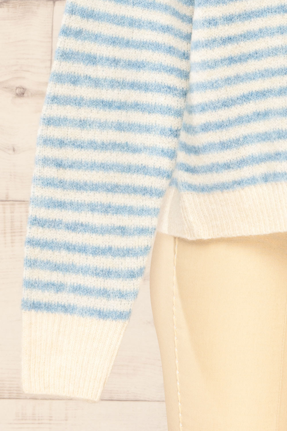 Burbank Blue Ivory Knit Sweater w/ Stripes | La petite garçonne bottom close-up