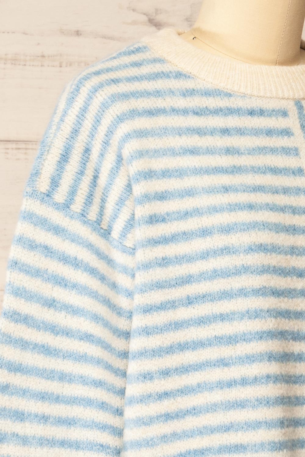 Burbank Blue Ivory Knit Sweater w/ Stripes | La petite garçonne side close-up