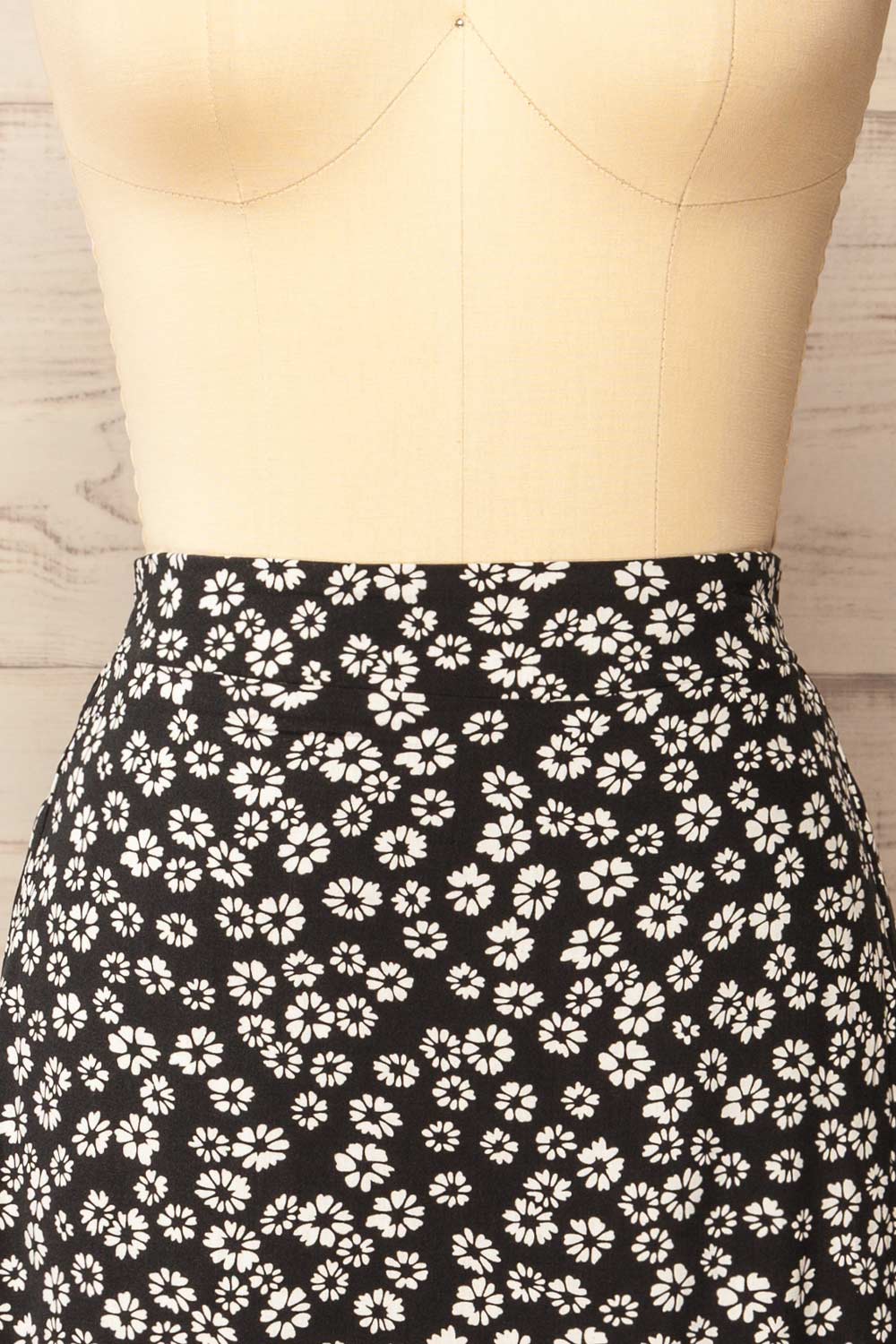 Calliandra A-Lined Midi Floral Skirt | La petite garçonne  front