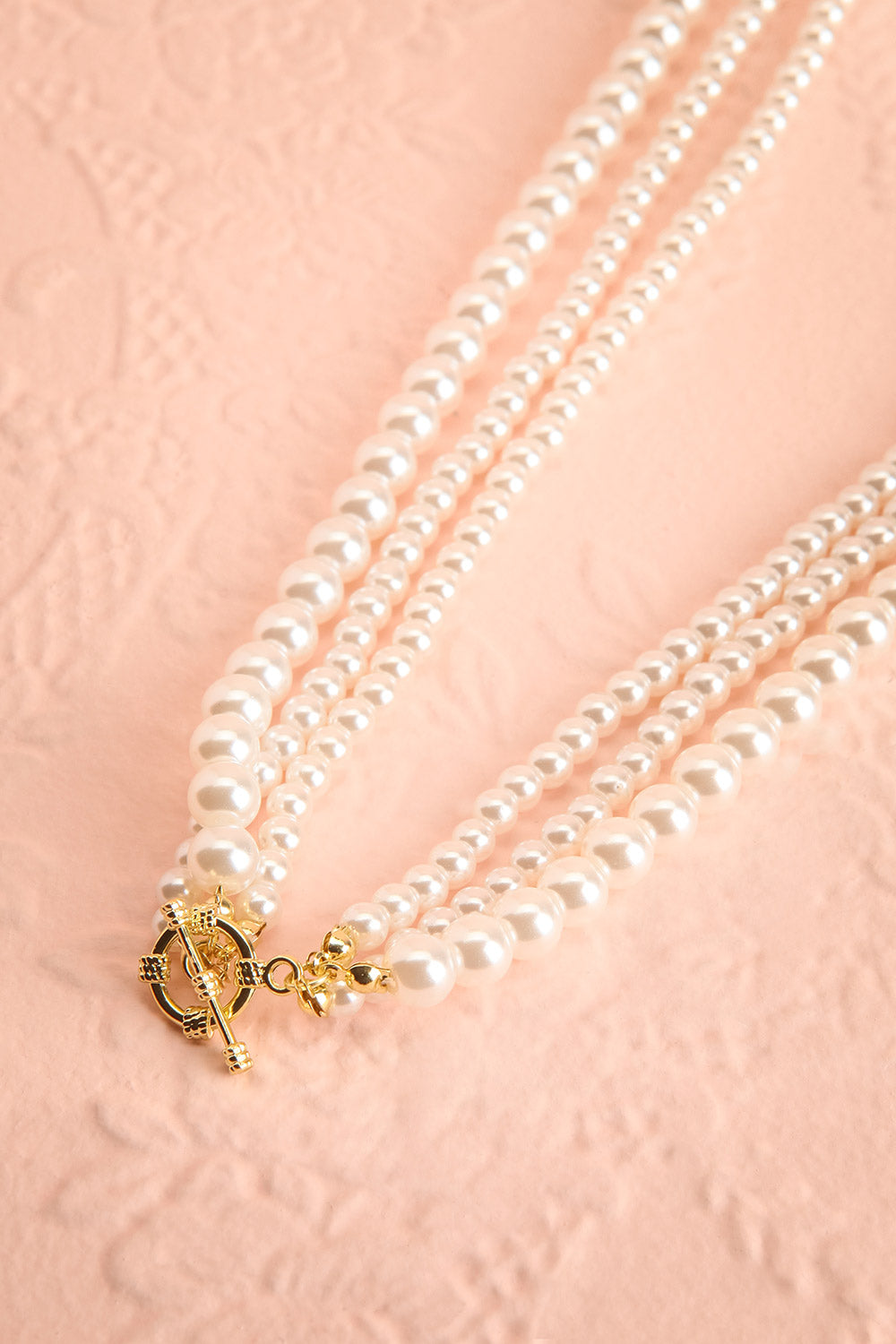 Calyra | Layered White Pearl Necklace