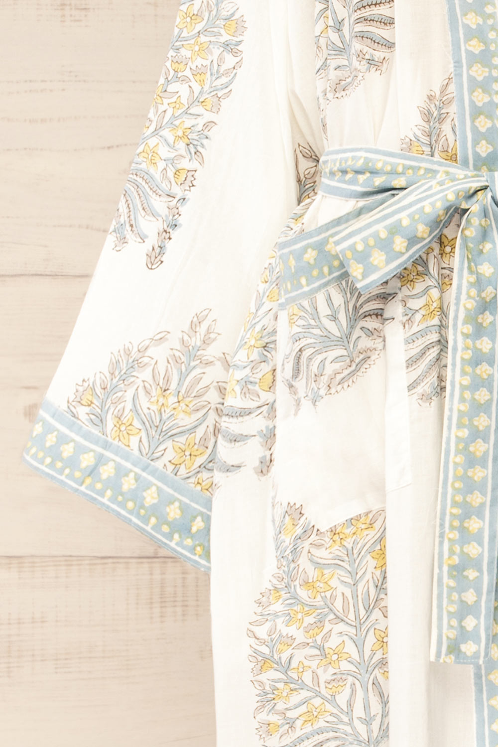 Cambria Watercolour Floral Kimono Robe | Maison garçonne sleeve