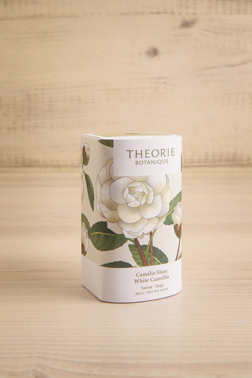 White Camellia Soap by Theorie Botanique | Maison garçonne box