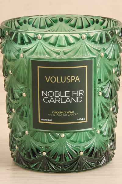 COFFRET CADEAU CHANDELLES | TEMPS DES FETES noble fir garland close-up