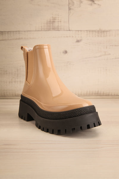 Carter Beige Faux-Fur Lined Platform Rain Boots | La petite garçonne front view