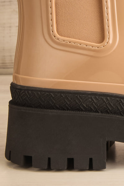 Carter Beige Faux-Fur Lined Platform Rain Boots | La petite garçonne side close-up