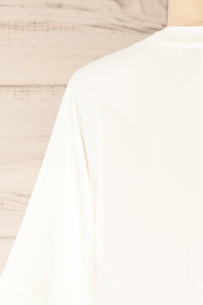 Casilda White Loose V-Neck Crop Top | La petite garçonne back close-up